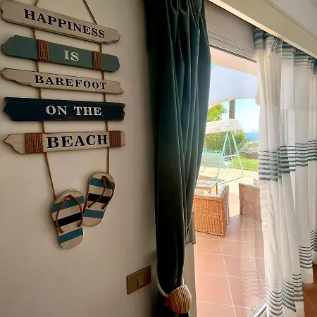 La Vista Mare Domina Coral Bay Villa